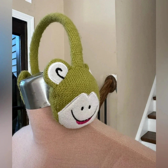 Green Knit Frog Face Earmuffs Fleece Lined Novelty Winter Accessory - Picture 3 of 4